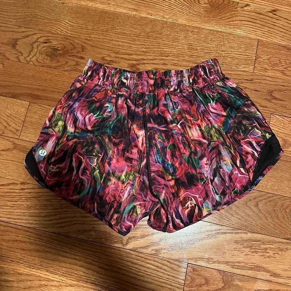 Lululemon hotty hot shorts